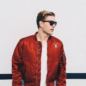 AUTHENTIC Alpha Industries Bomber